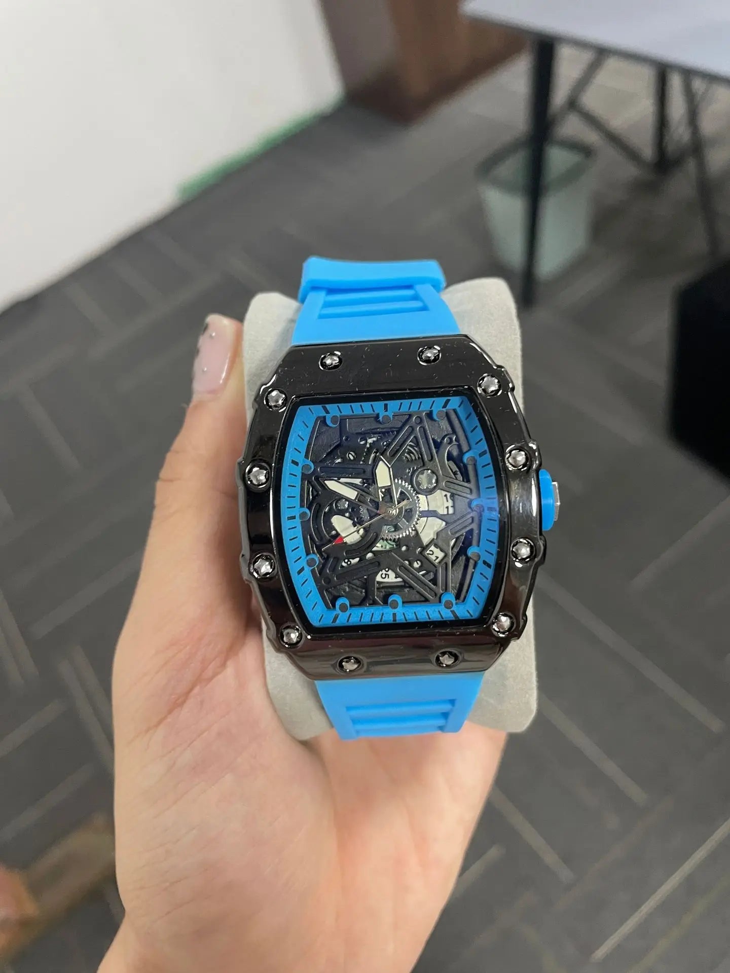 Reloj de Hombre Ligero de Lujo